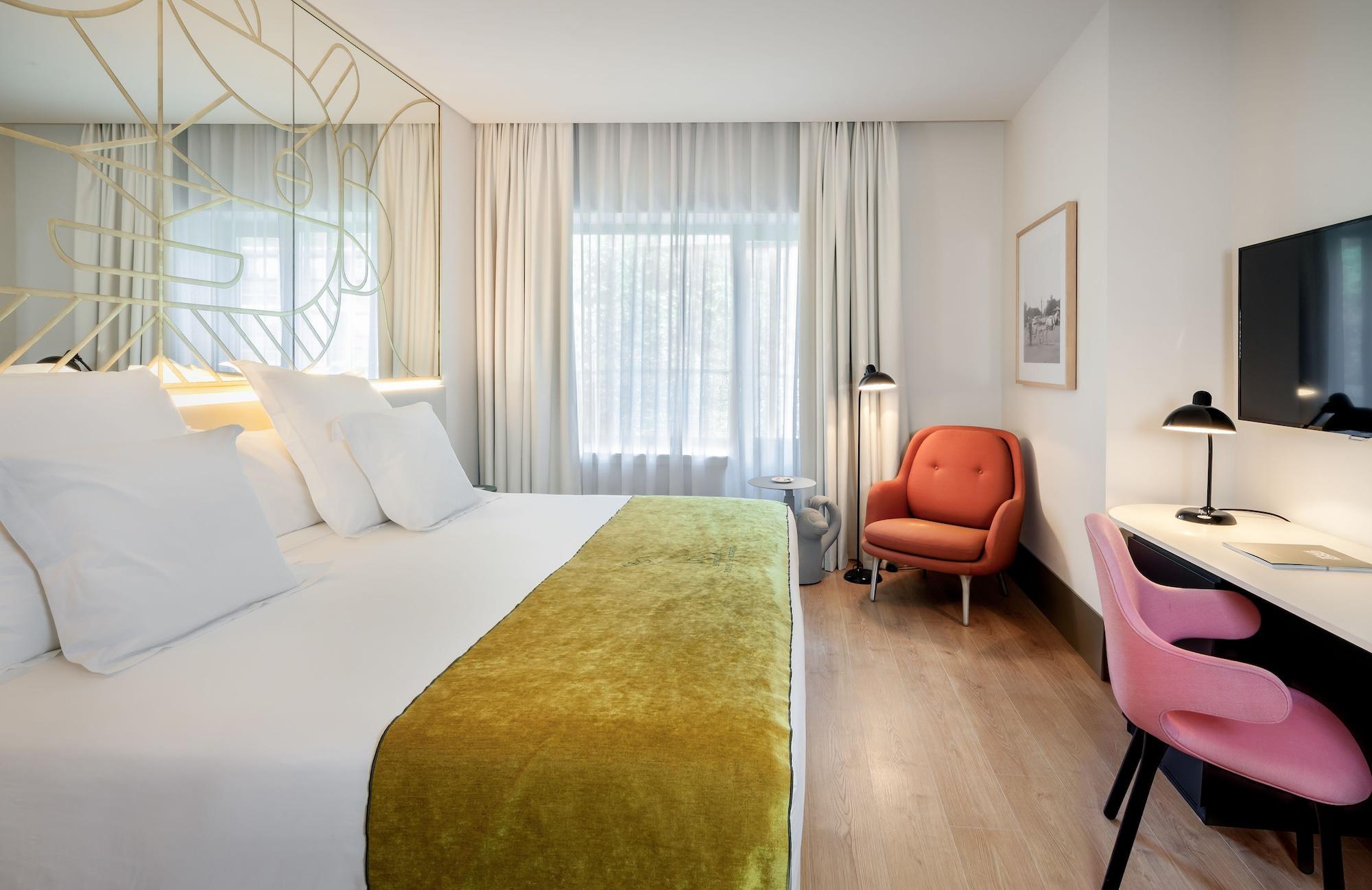Barcelo Torre De Madrid Hotel Екстериор снимка A room at the hotel