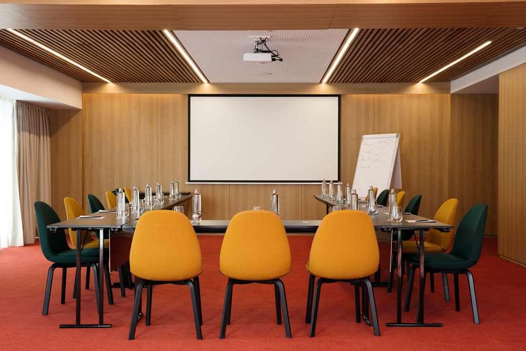 Barcelo Torre De Madrid Hotel Съоръжения снимка