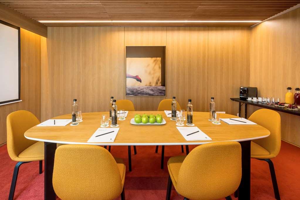 Barcelo Torre De Madrid Hotel Съоръжения снимка